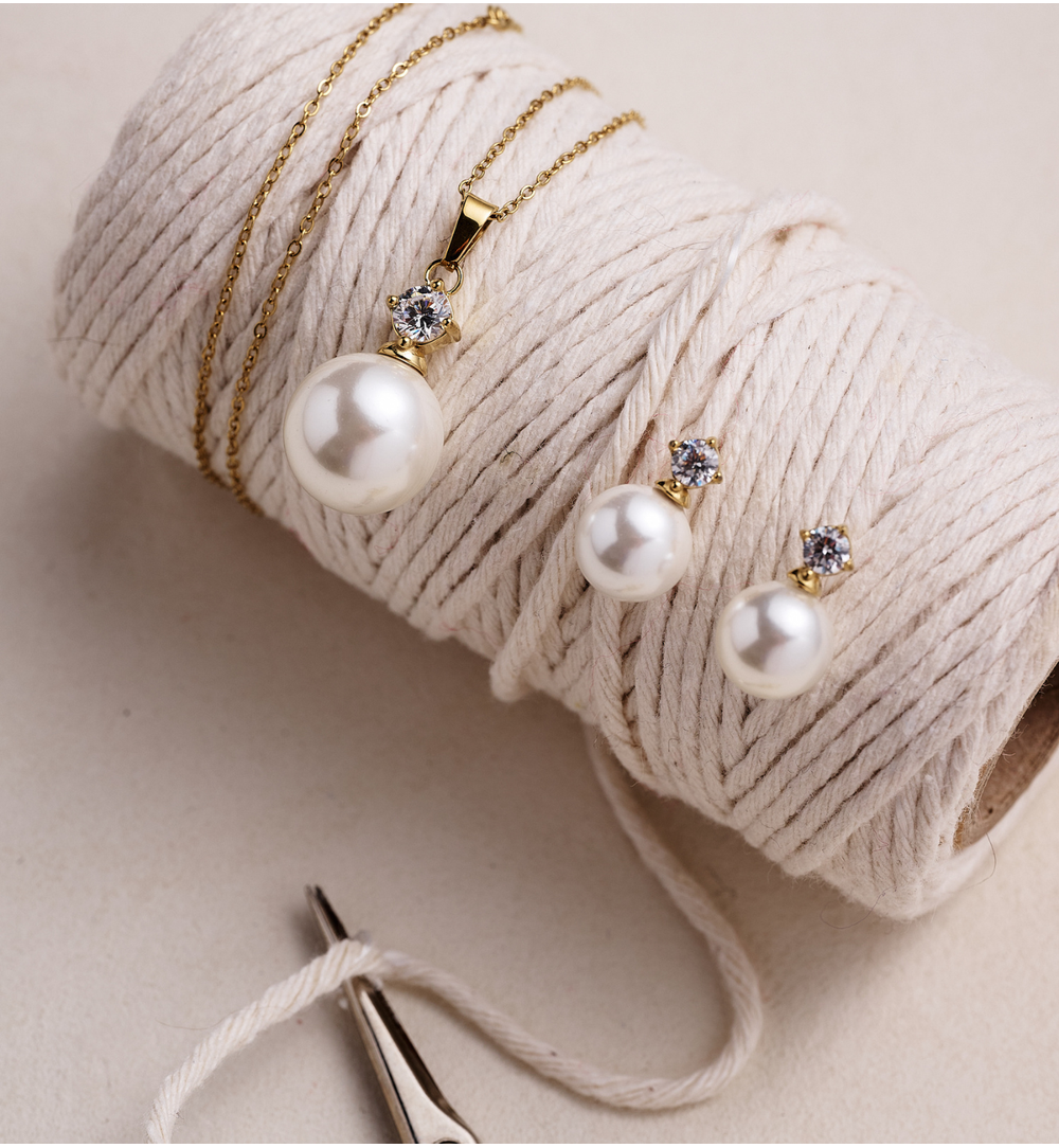 Zestaw biżuterii z perłami ZN0087