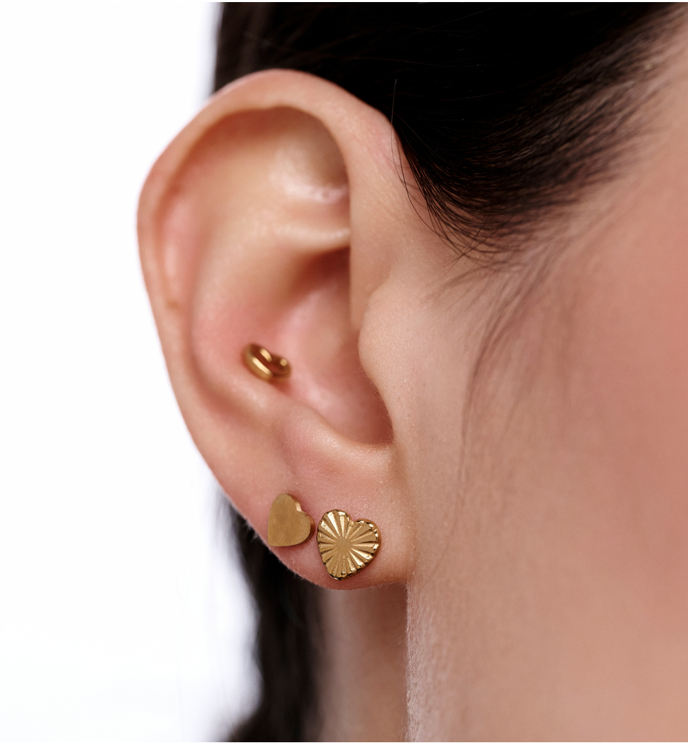 Kolczyki sztyfty złocone – otwarte serca KSY0557