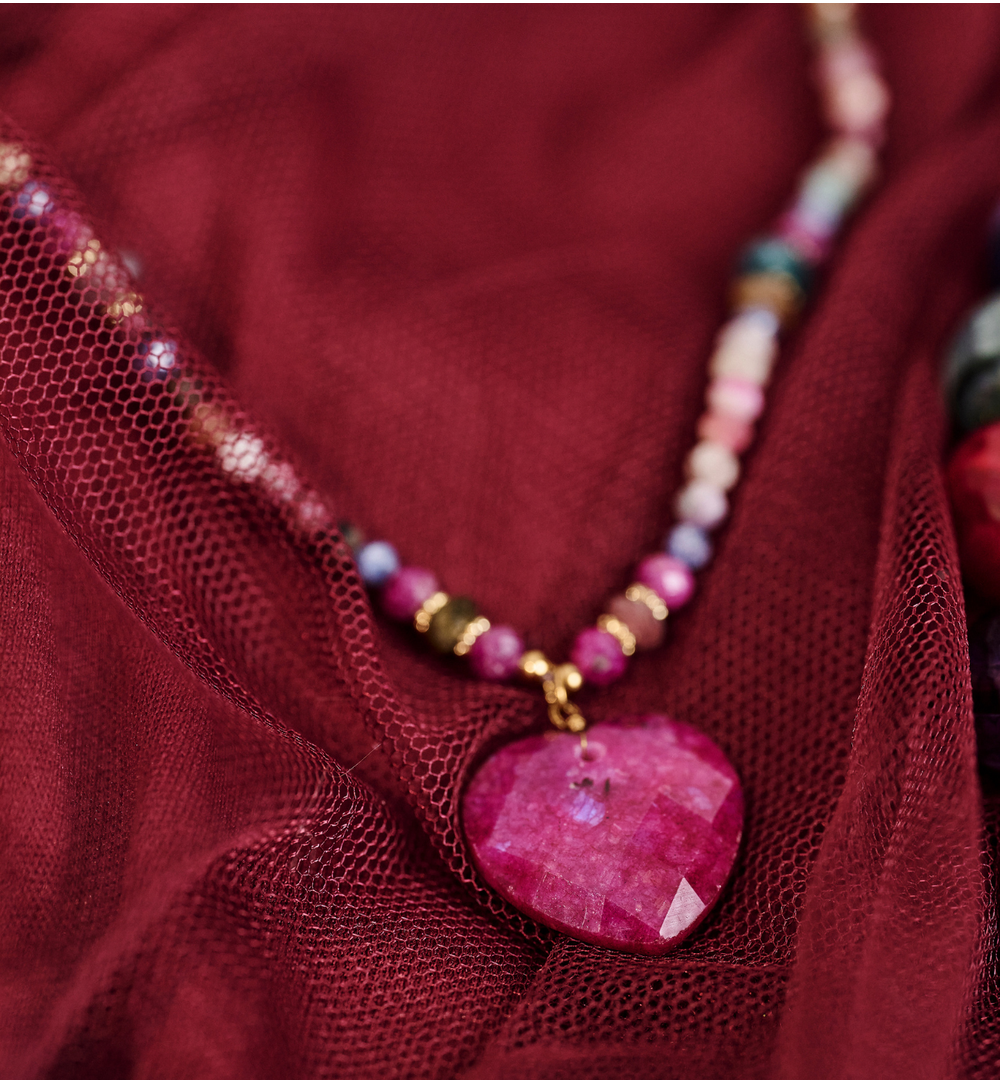 Naszyjnik z rubinami i sercemNPA1557