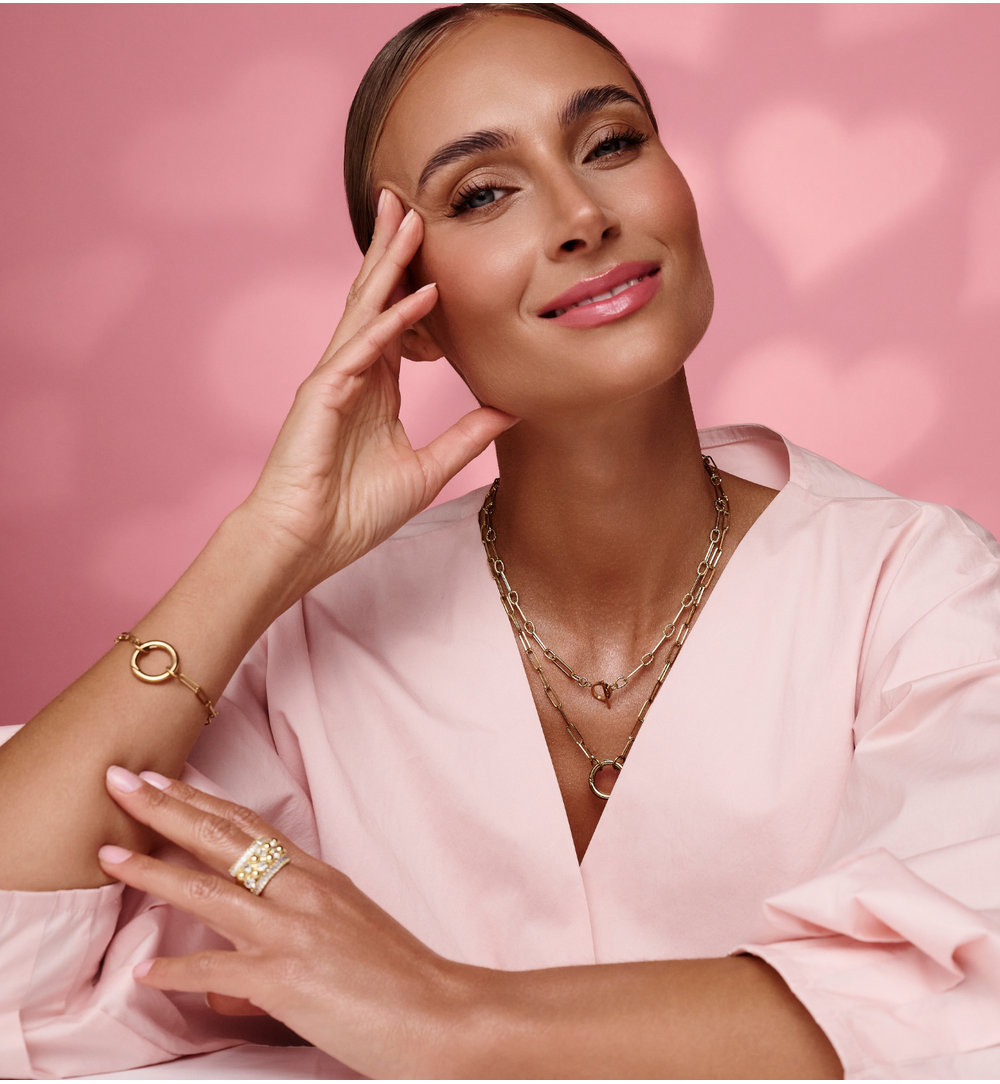 Bransoletka z geometrycznym łańcuchem i okrągłym zapięciem BEA0056