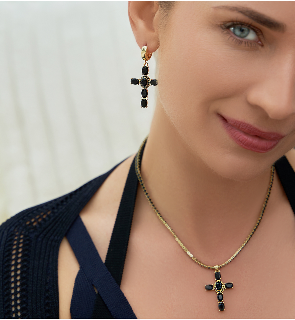 Kolczyki czarne krzyżyki z kryształkami Hullu KRG0941