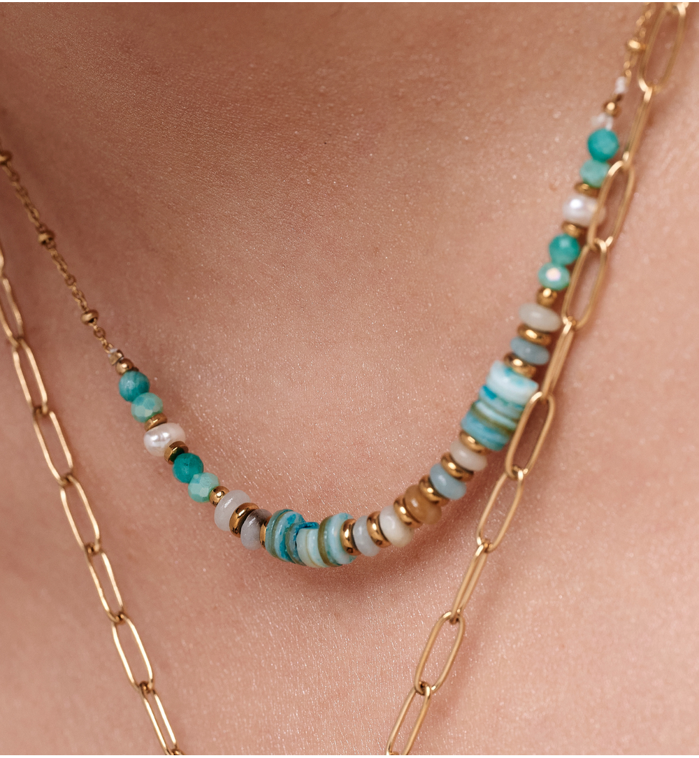 Naszyjnik z muszli, pereł, amazonitu i szklanych akcentów NPA1469
