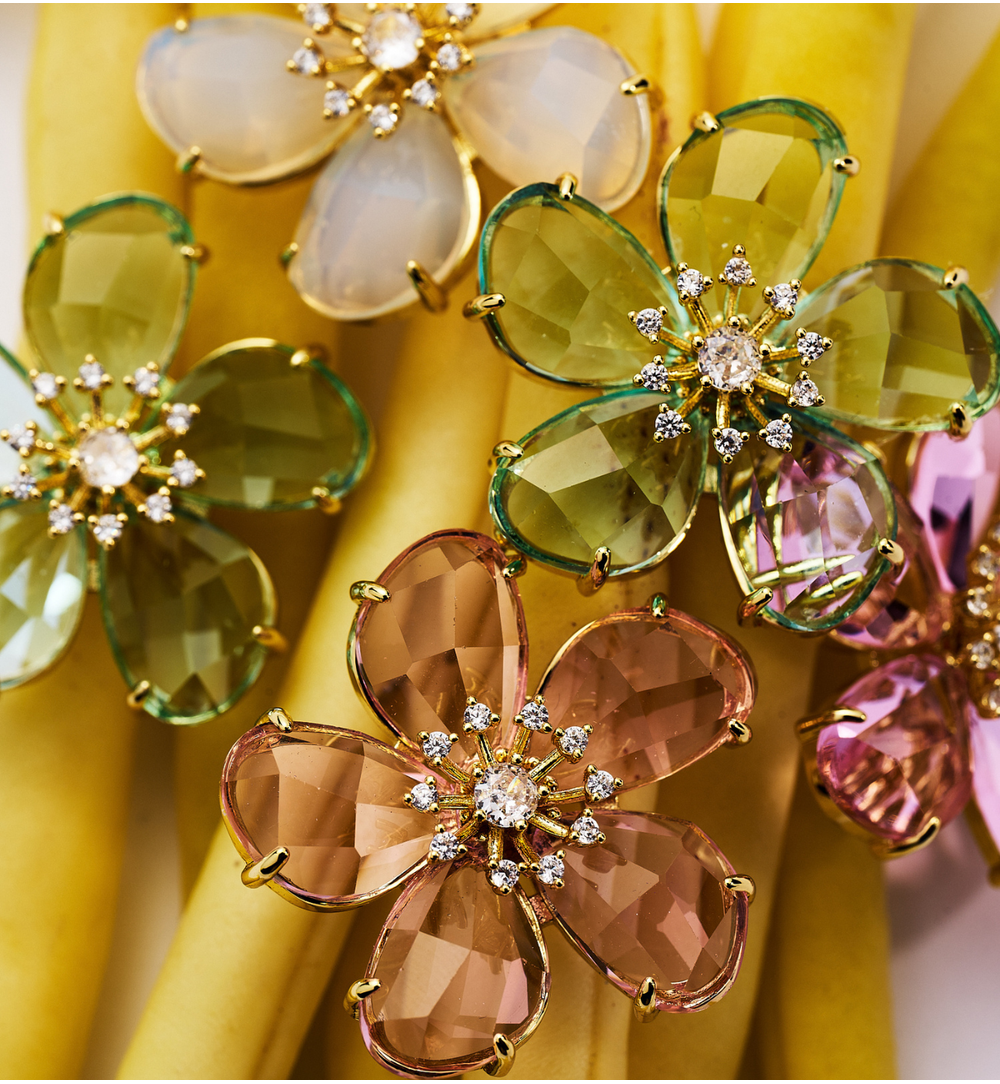 Koczyki kwiatki z błękitnymi kryształami KSS2010