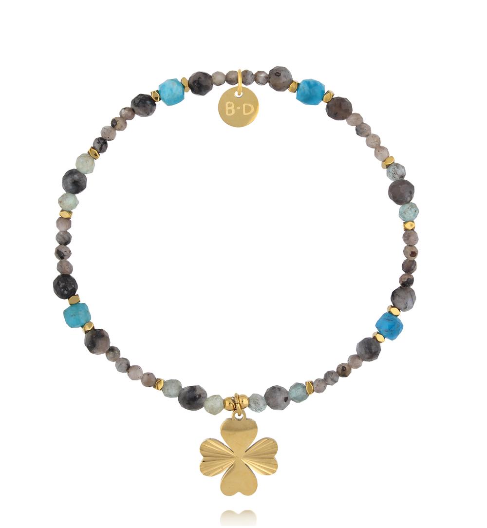 Bransoletka z naturalnych kamieni z zawieszką czterolistnej koniczyny BTW3558