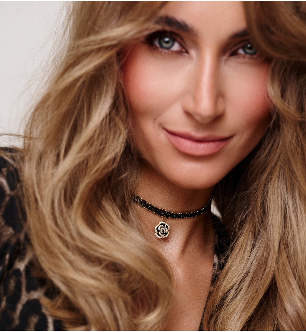 Choker czarny koronkowy z kwiatem w stylu haute couture NLU0048