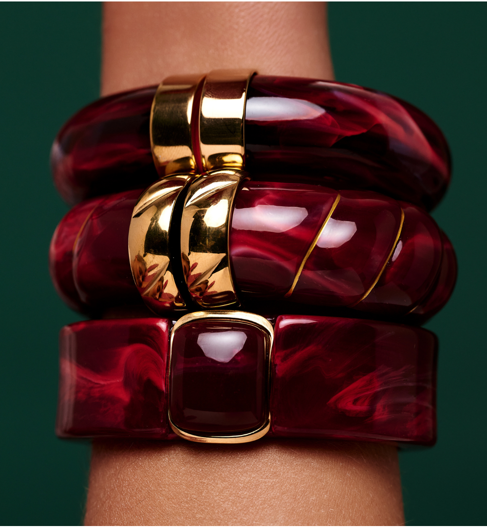Bransoletka w odcieniu głębokiej rubinowej czerwieni BEU0020