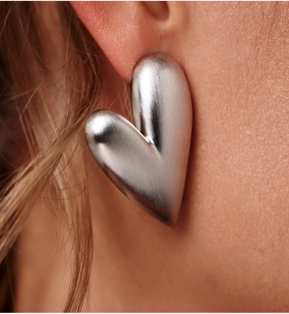 Kolczyki srebrne serca duże Corazones KRG1019