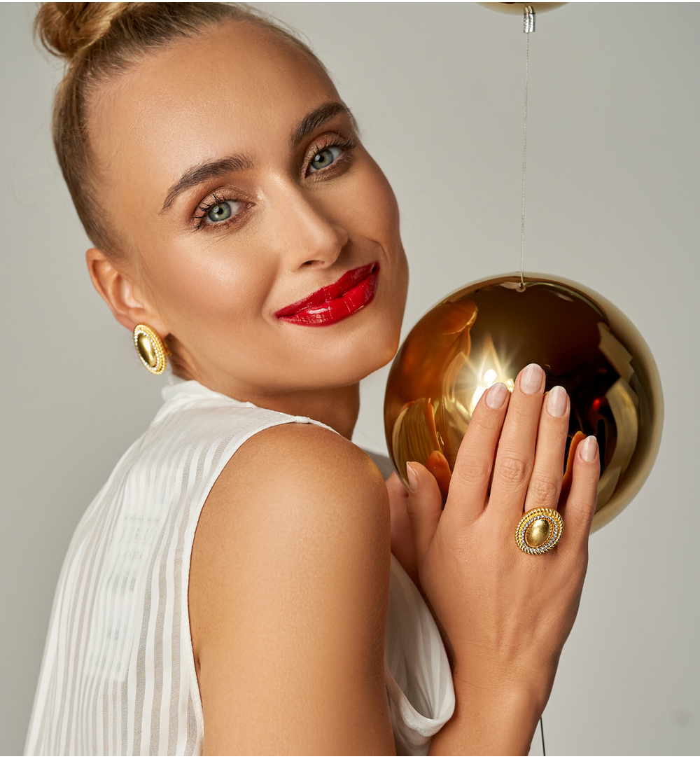 Pierścionek złoty z owalną zawieszką Maubeuge PRG0290