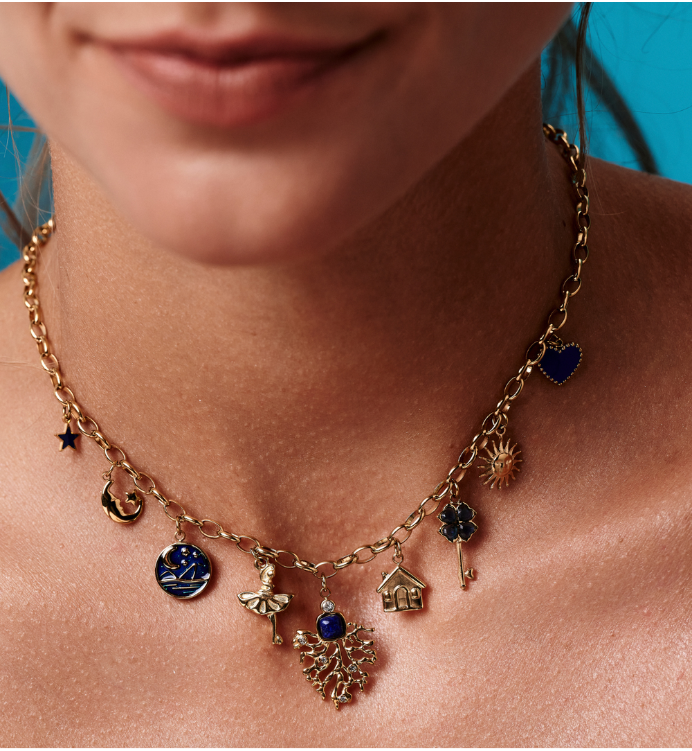 Naszyjnik ze złotymi zawieszkami NSY0733