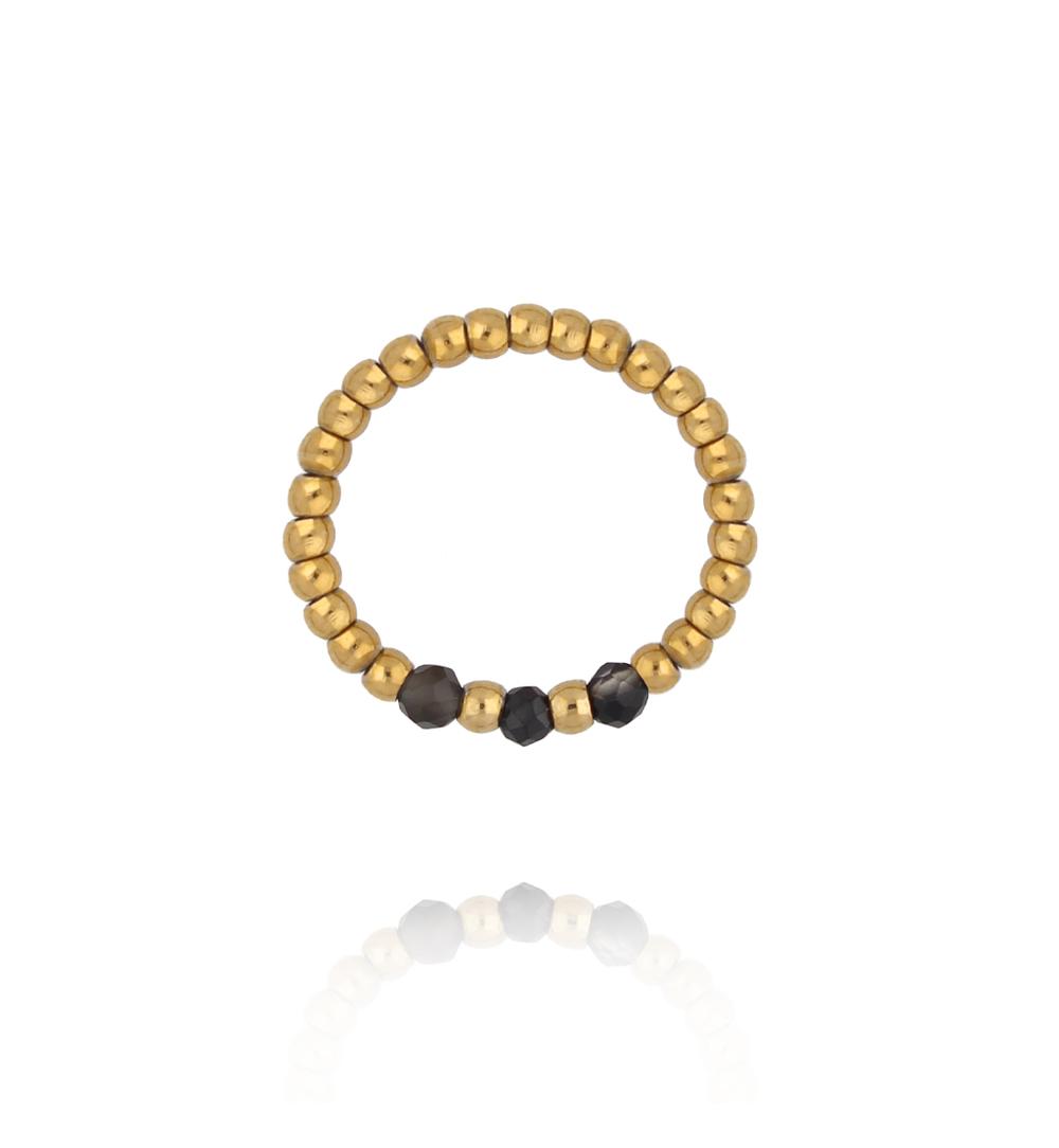 Pierścionek elastyczny ze złotych kuleczek z czarnym agatem PTW0621