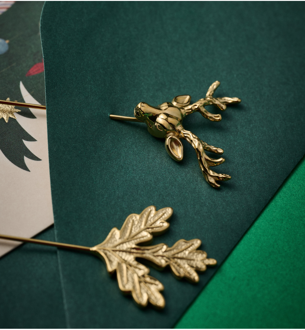 Broszka szpilka z motywem liścia dębu BRSA0010