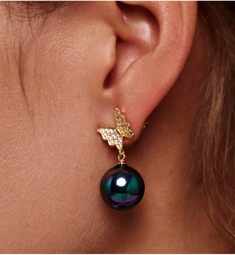 Kolczyki złocone z motylem i ciemną perłą KPE0182