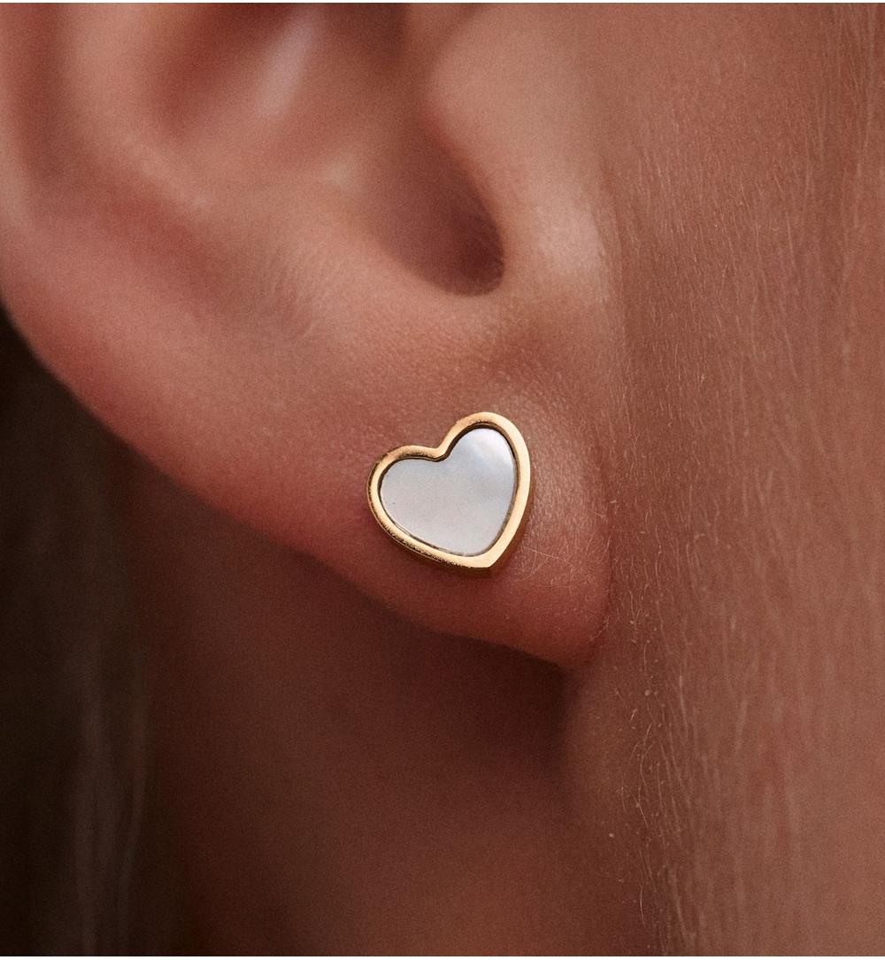 Kolczyki sztyfty serca z masą perłową KSY0699