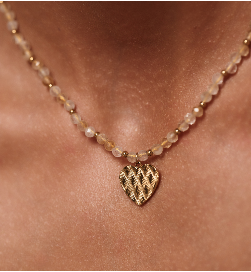 Naszyjnik z cytrynami i sercem NTW1532