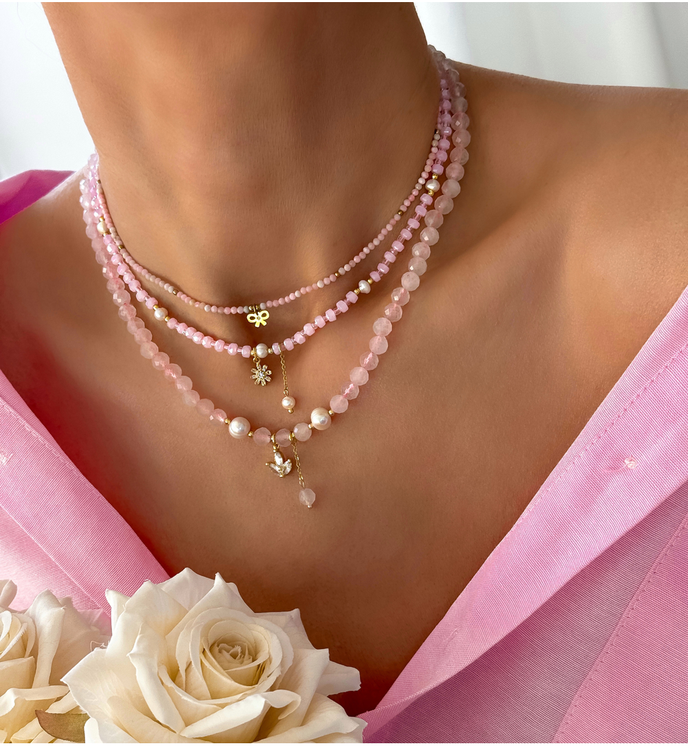 Naszyjnik z perłami i kwiatuszkiem Pink Flower NTW1244