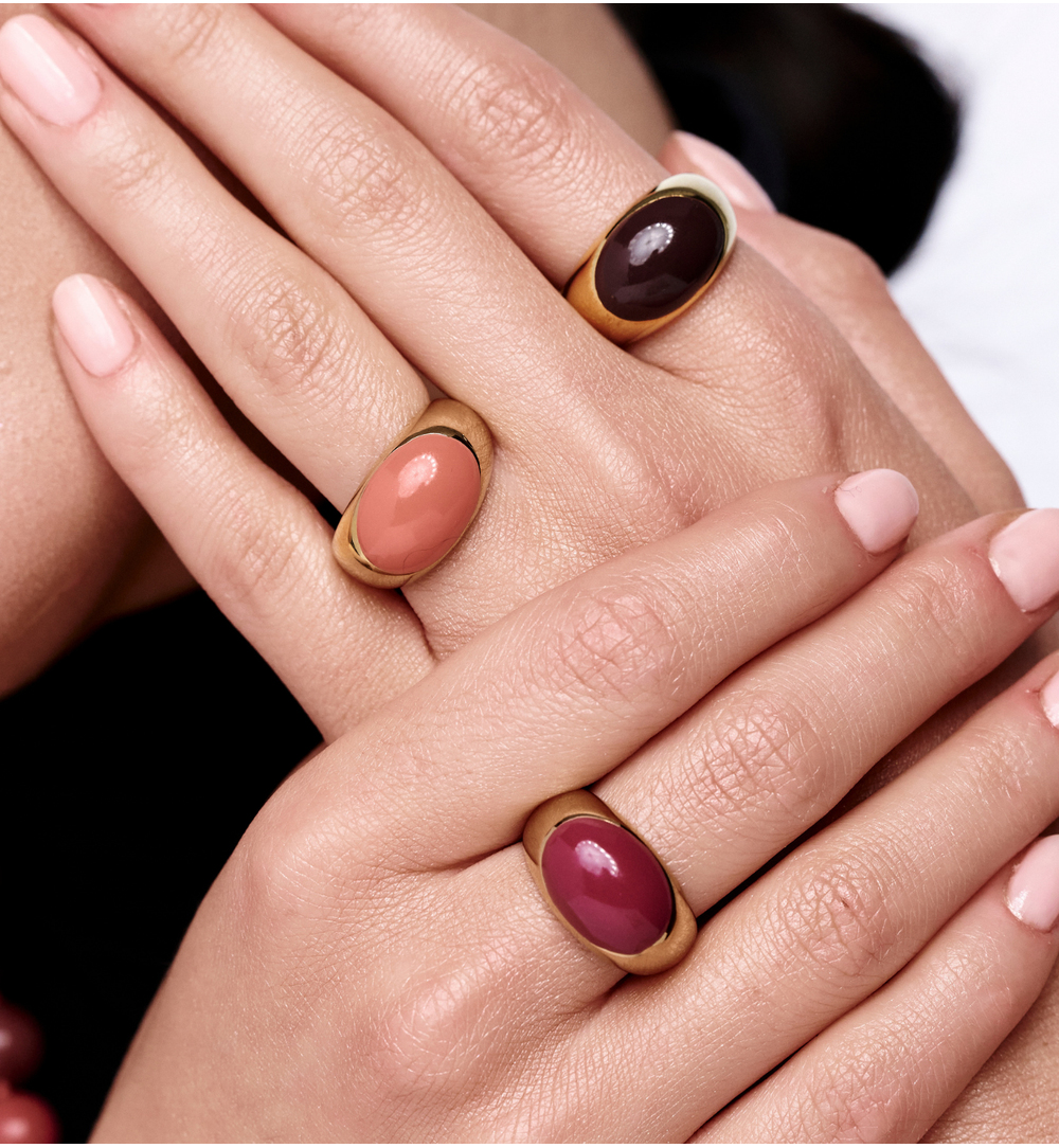 Pierścionek sygnet z wiśniową emalią PSA1166