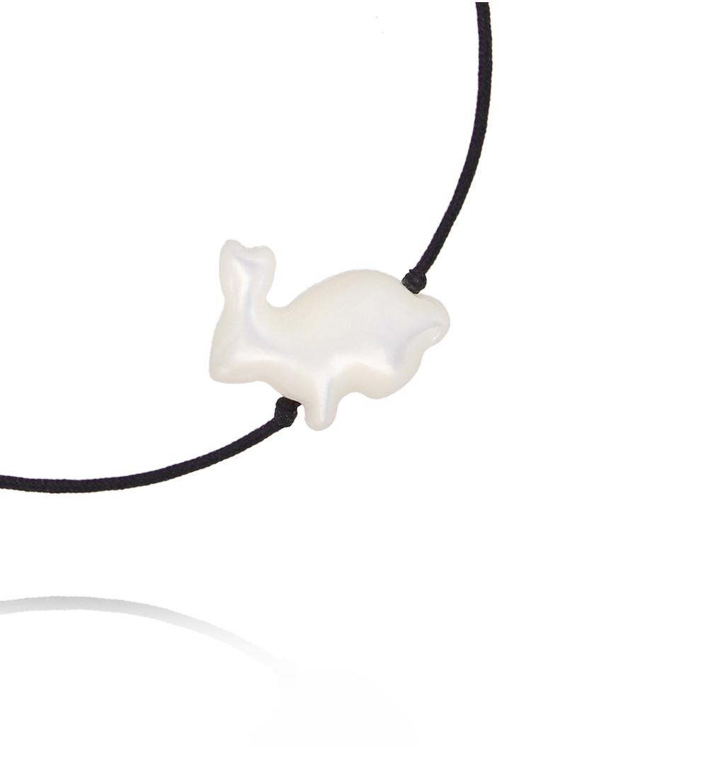 Bransoletka na czarnym sznurku z białym motylkiem BMT0349