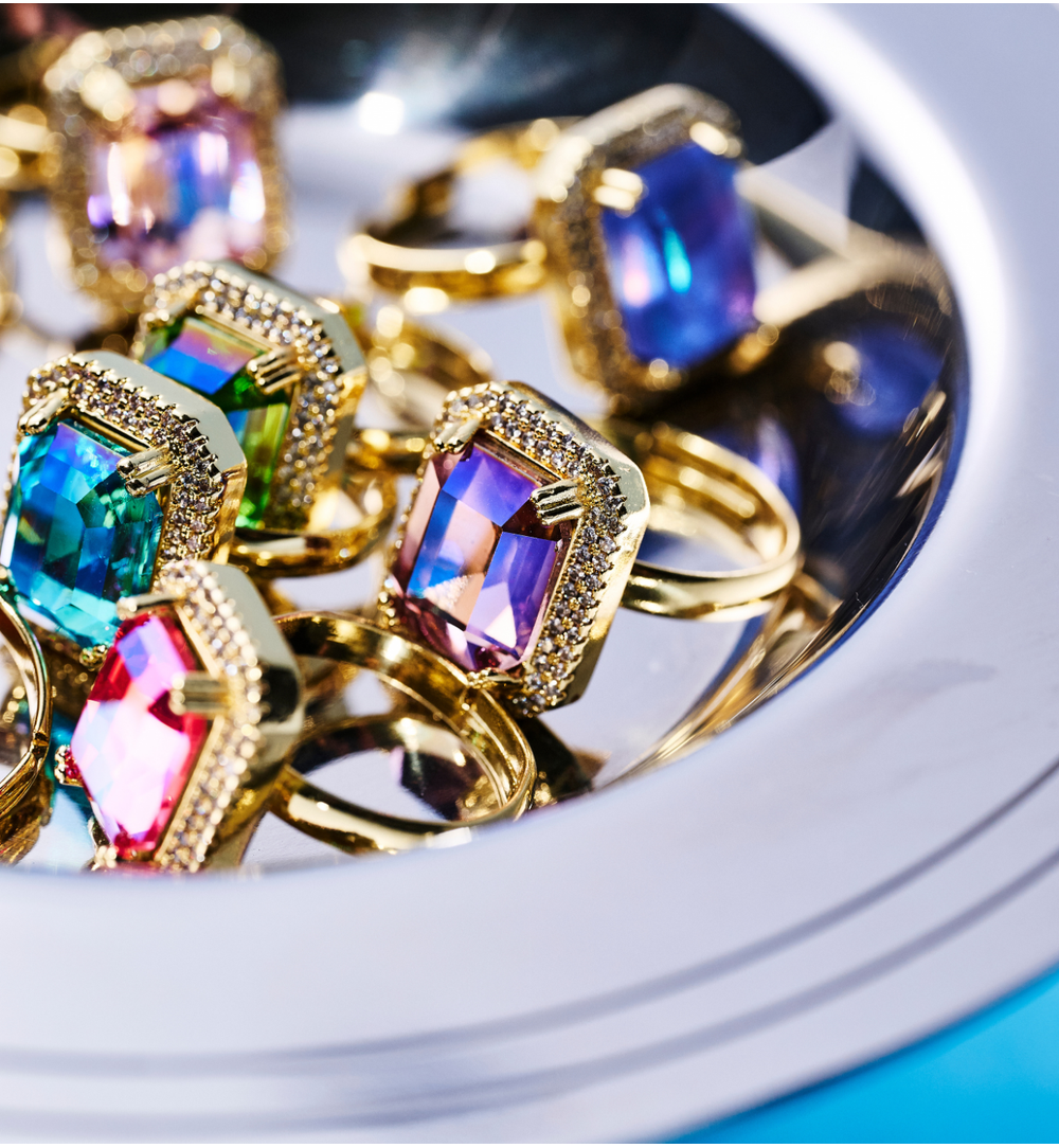 Pierścionek z fioletowym kryształkiem Majestic PSS0091