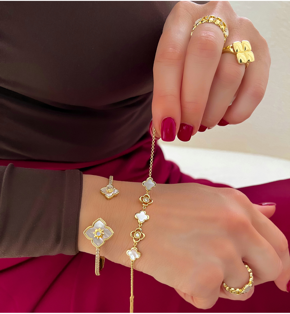 Bransoletka z koniczynkami złota BLU0001