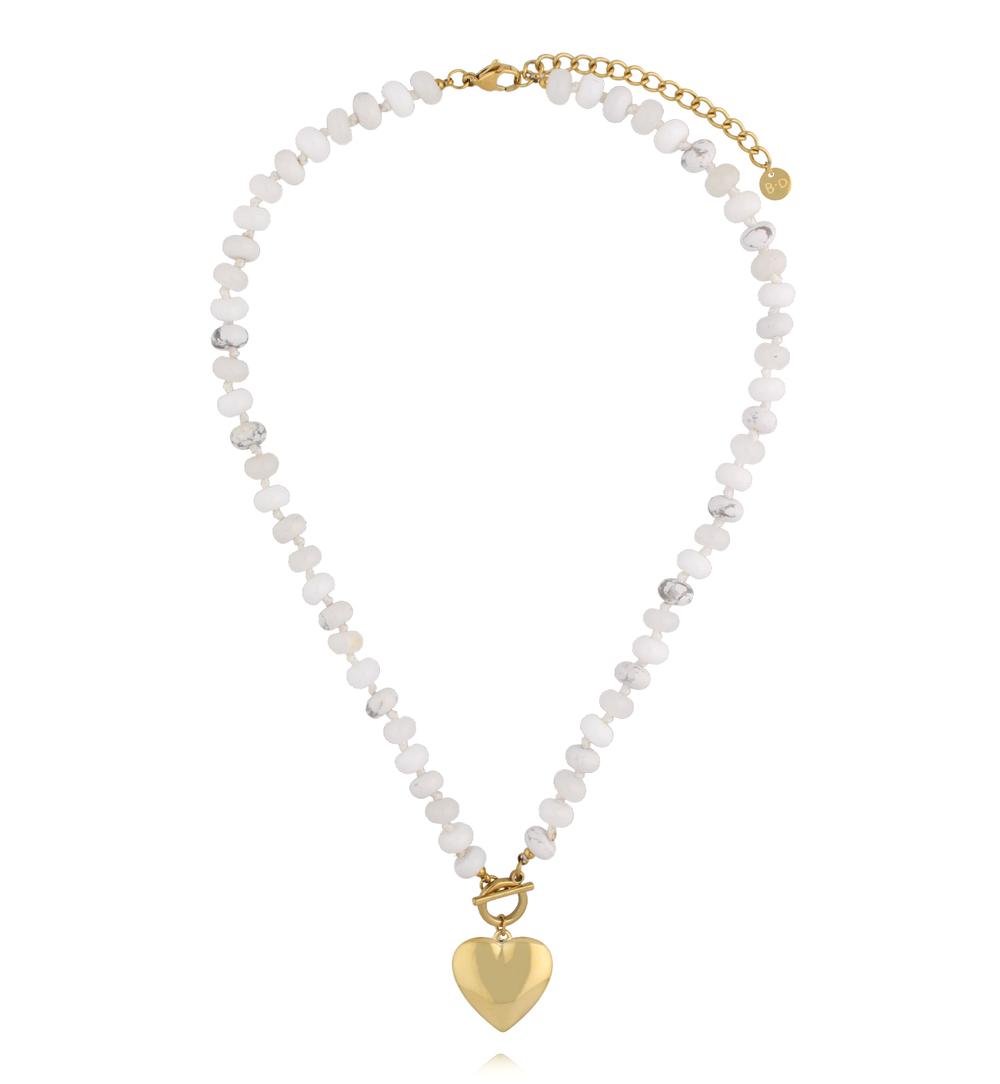 Naszyjnik z białego jadeitu i howlitu z zawieszką w kształcie serca NPA1599