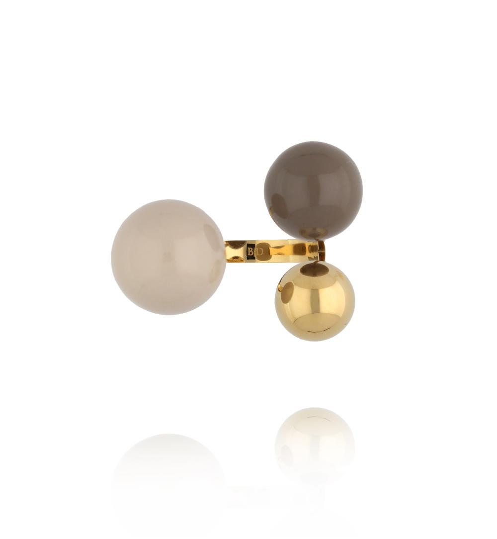 Pierścionek z kulkami w odcieniach beżu i taupe PSA1122