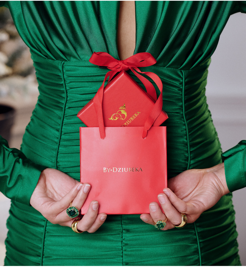 Pierścionek z zielonymi kryształkami PSS0186