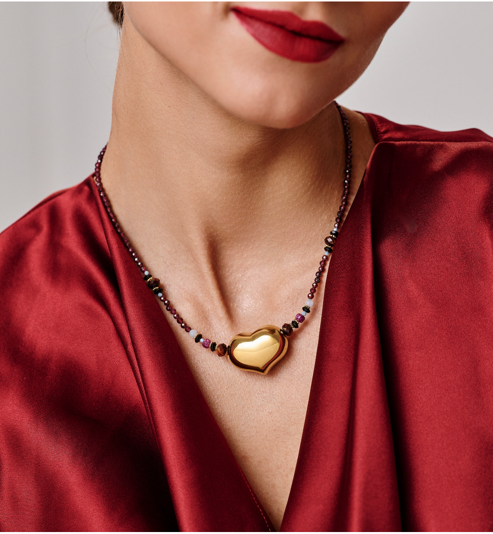 Naszyjnik z granatu, rubinu, czarnego agatu i szkła z pozłacanym sercem NPA1547