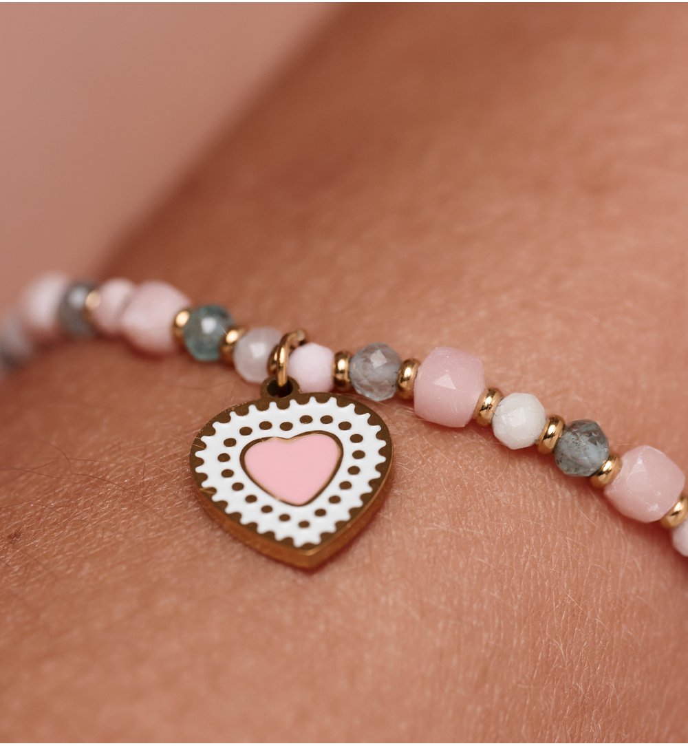 Bransoletka pastelowa z serduszkiem BTW3695