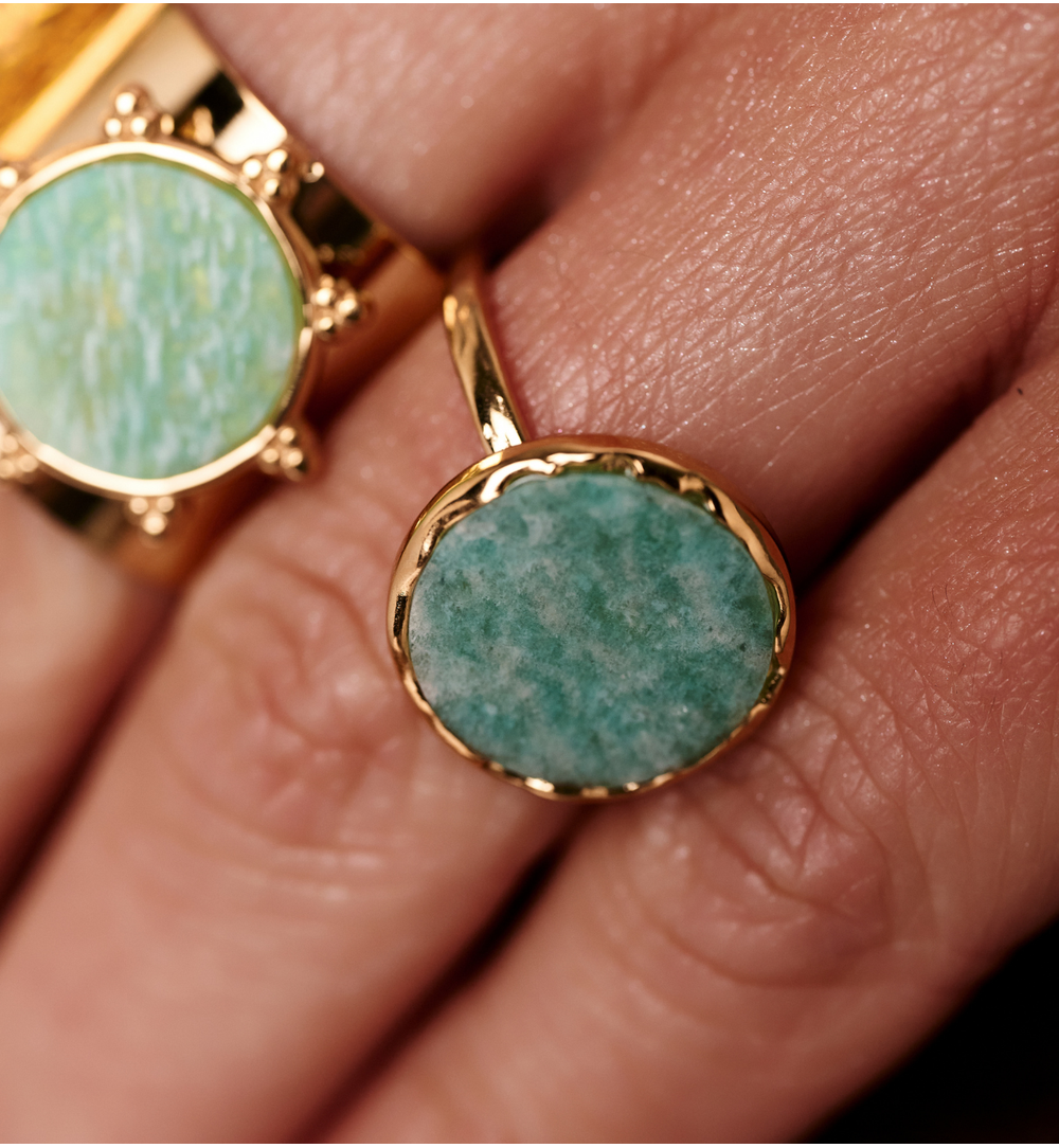 Pierścionek z amazonitem w złotej oprawie PEA0062