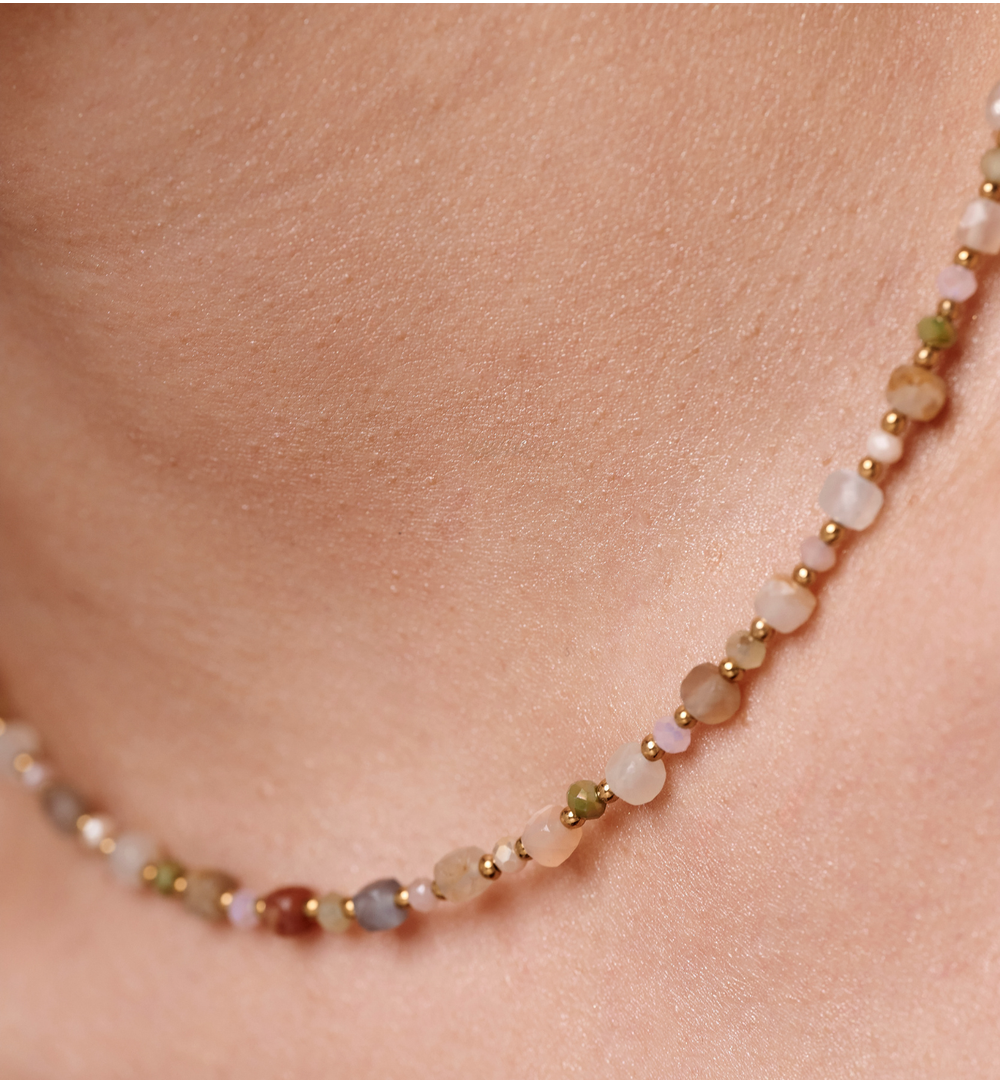 Naszyjnik z kamieniami słonecznymi NPA1467