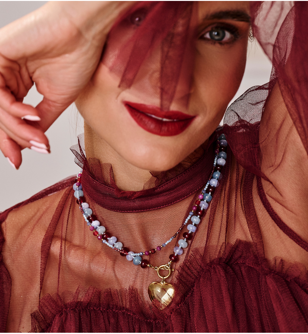 Naszyjnik z granatu, rubinu, czerwonego agatu i niebieskiego cyrkonu NTW1576