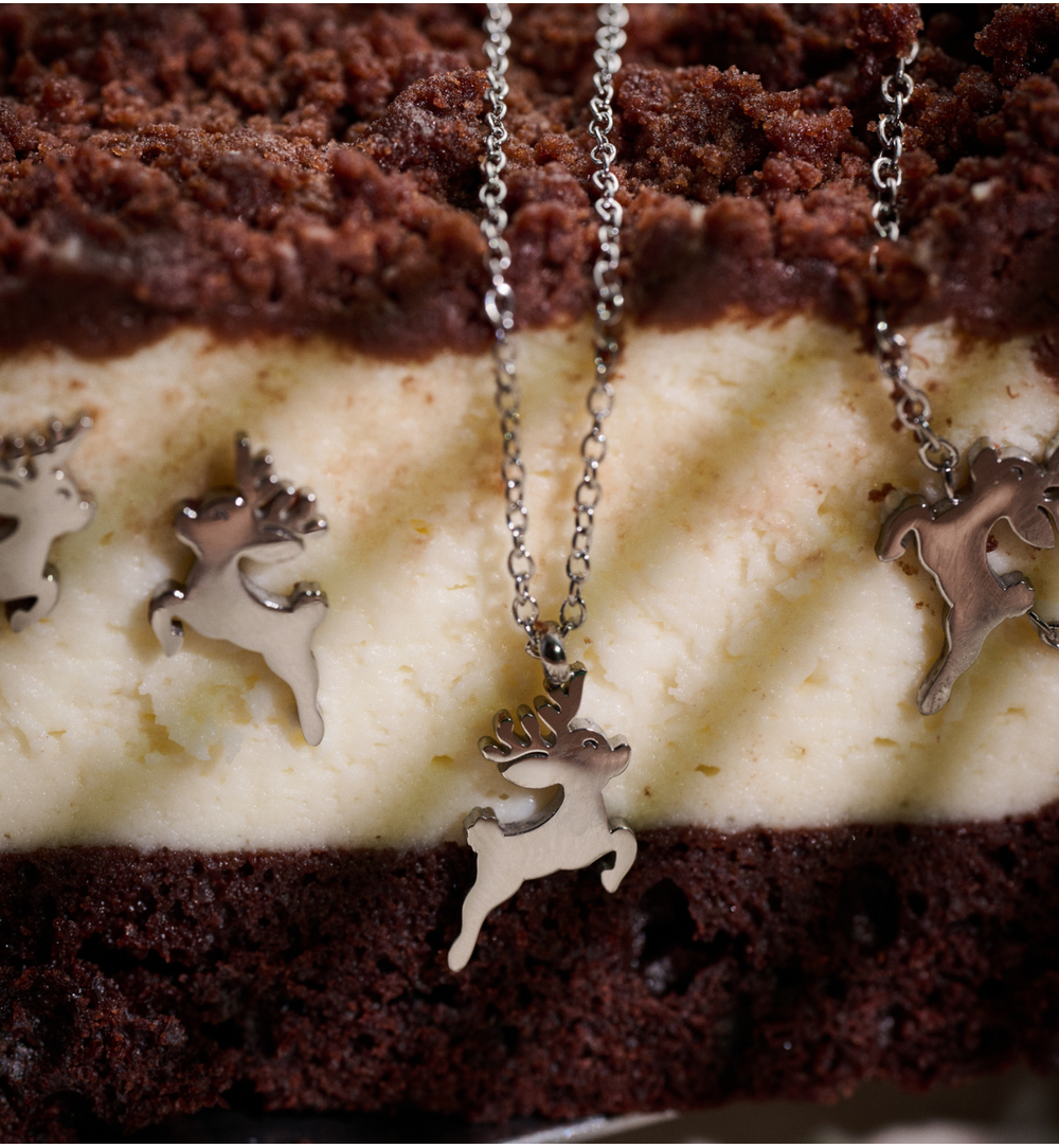 Naszyjnik z reniferem srebrny NSA1378