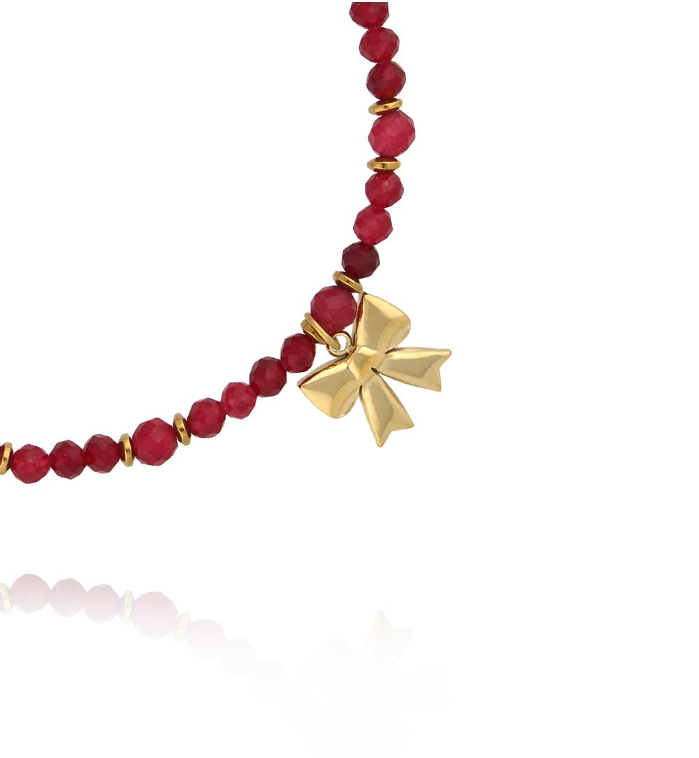 Bransoletka z czerwonego jadeitu z zawieszką w kształcie kokardki BTW3550