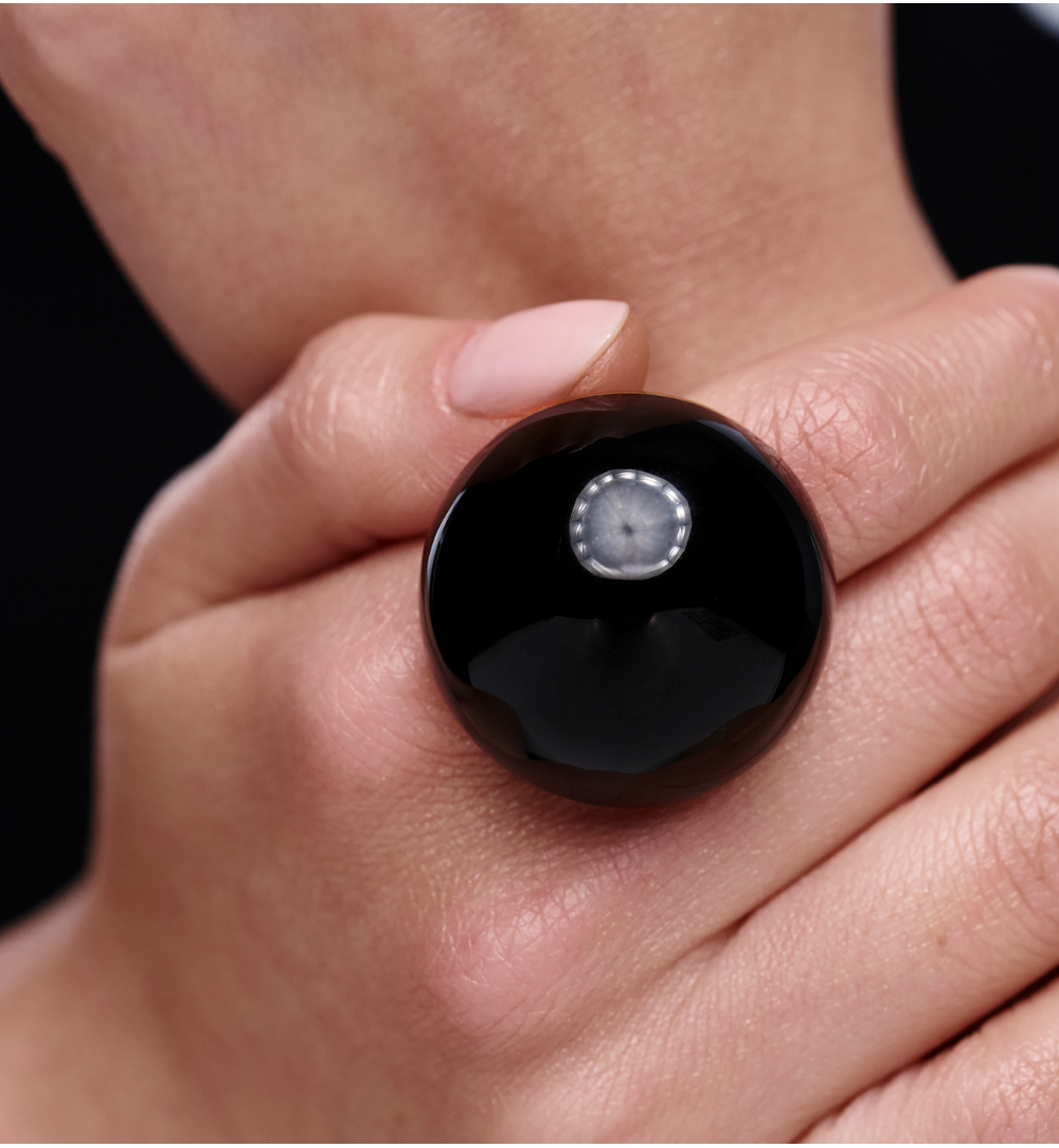 Pierścionek złoty z czarną emalią PSA1208