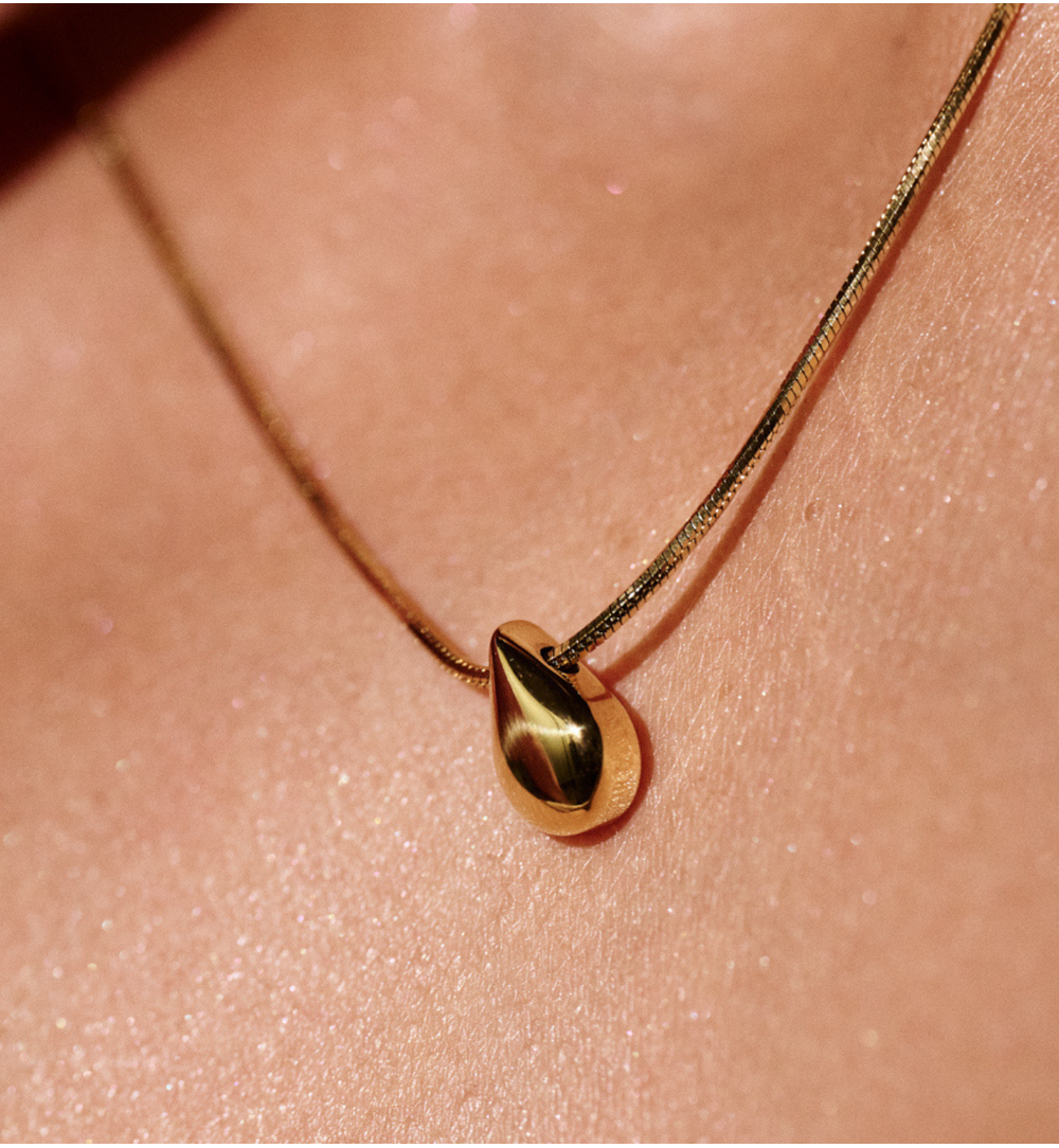 Naszyjnik z zawieszką kroplą złoty NSY0627