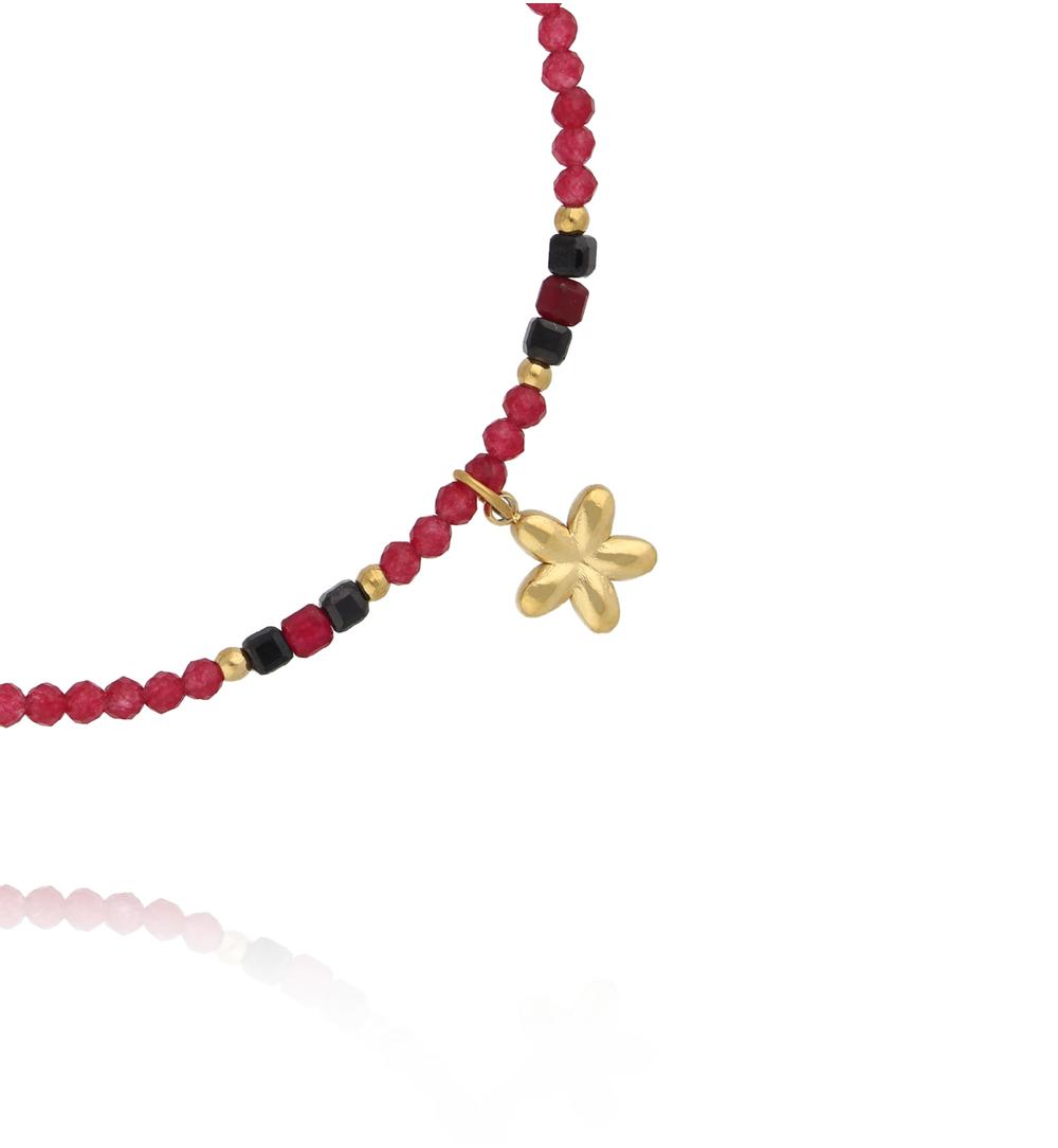 Bransoletka z jadeitu i zawieszką kwiatuszka BTW3527