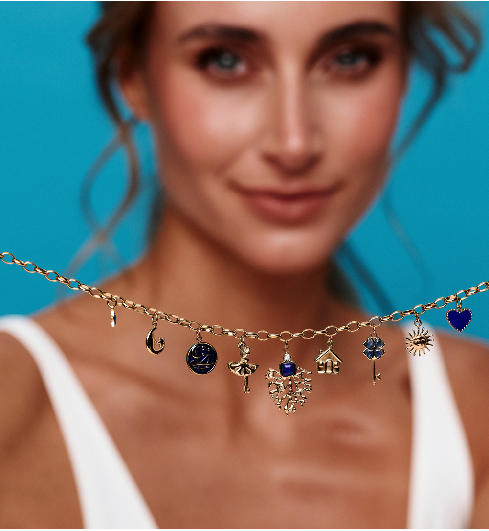 Naszyjnik ze złotymi zawieszkami NSY0733