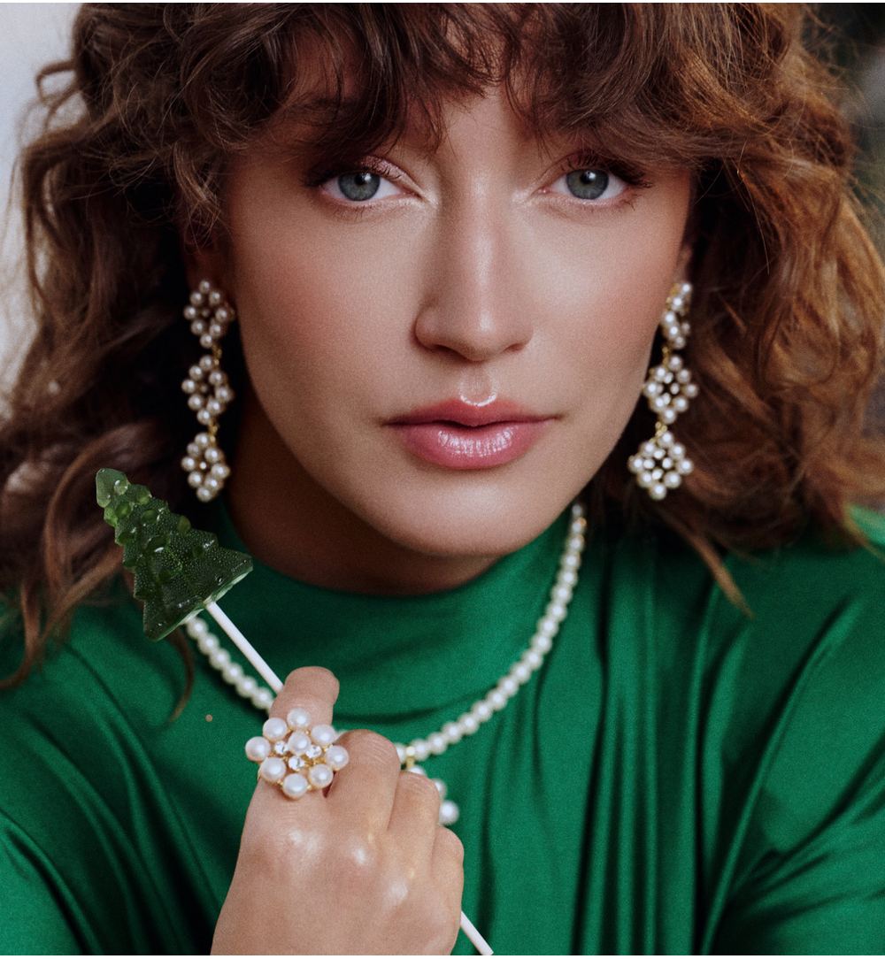 Kolczyki z białymi perłami KPE0171