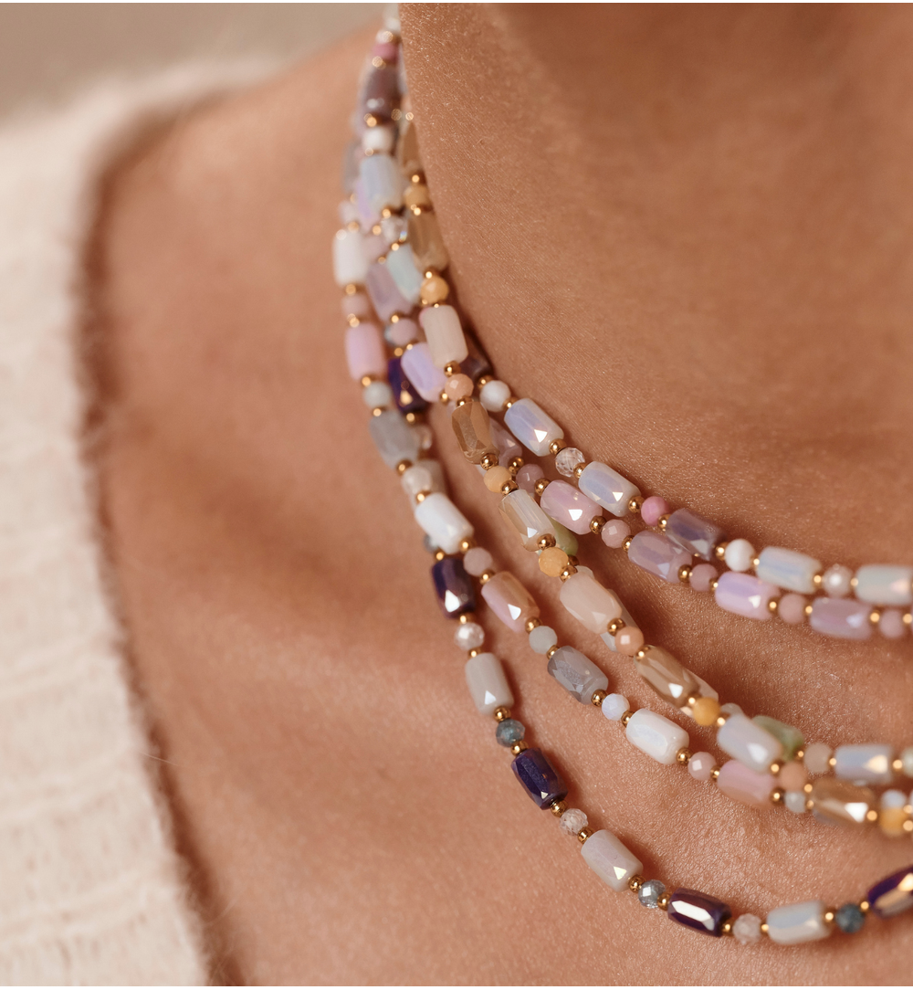 Naszyjnik w beżowo-karmelowych odcieniach NTW1551