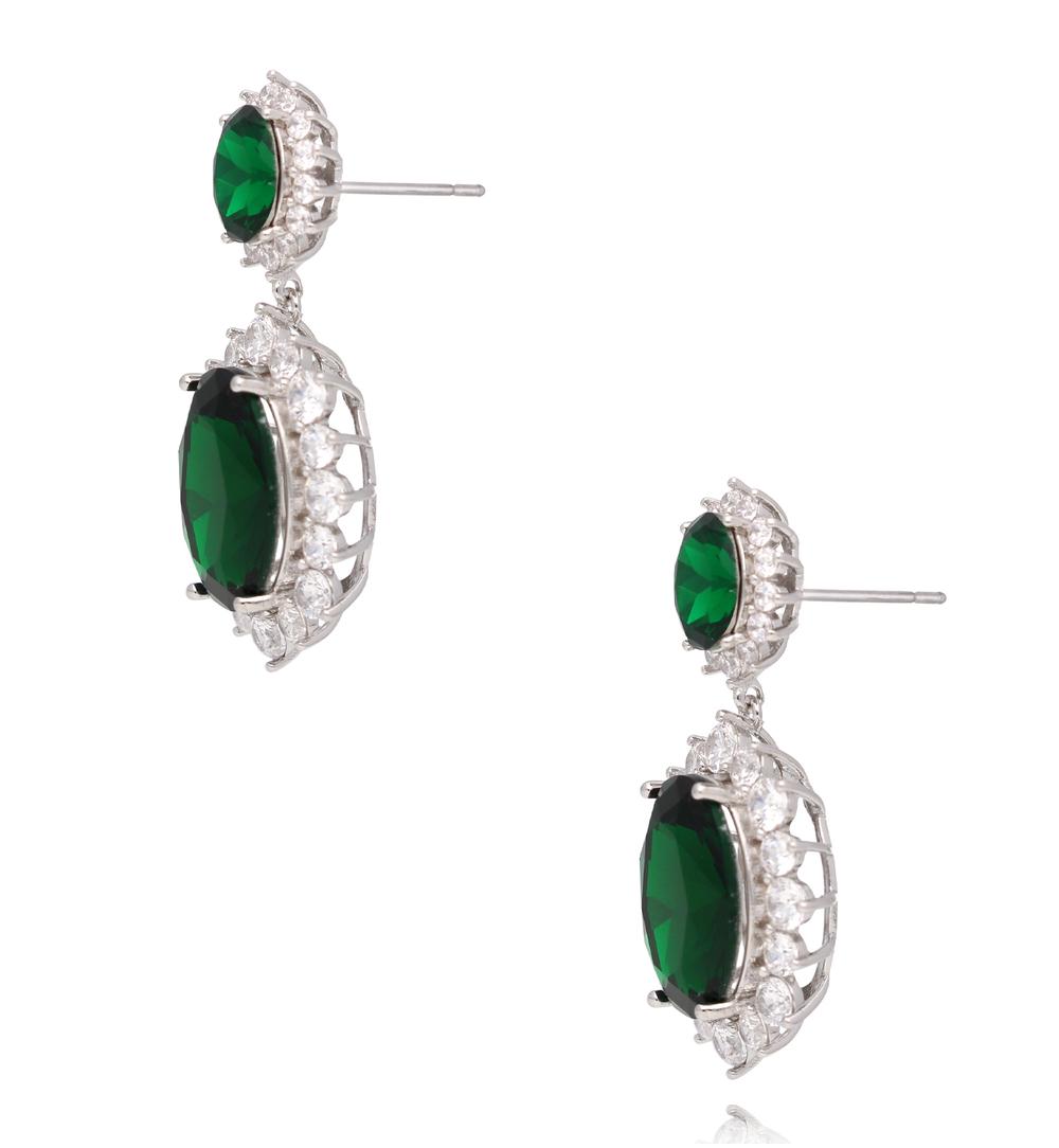 Kolczyki z zielonymi kryształami i cyrkoniami w srebrnym wykończeniu KSS2251