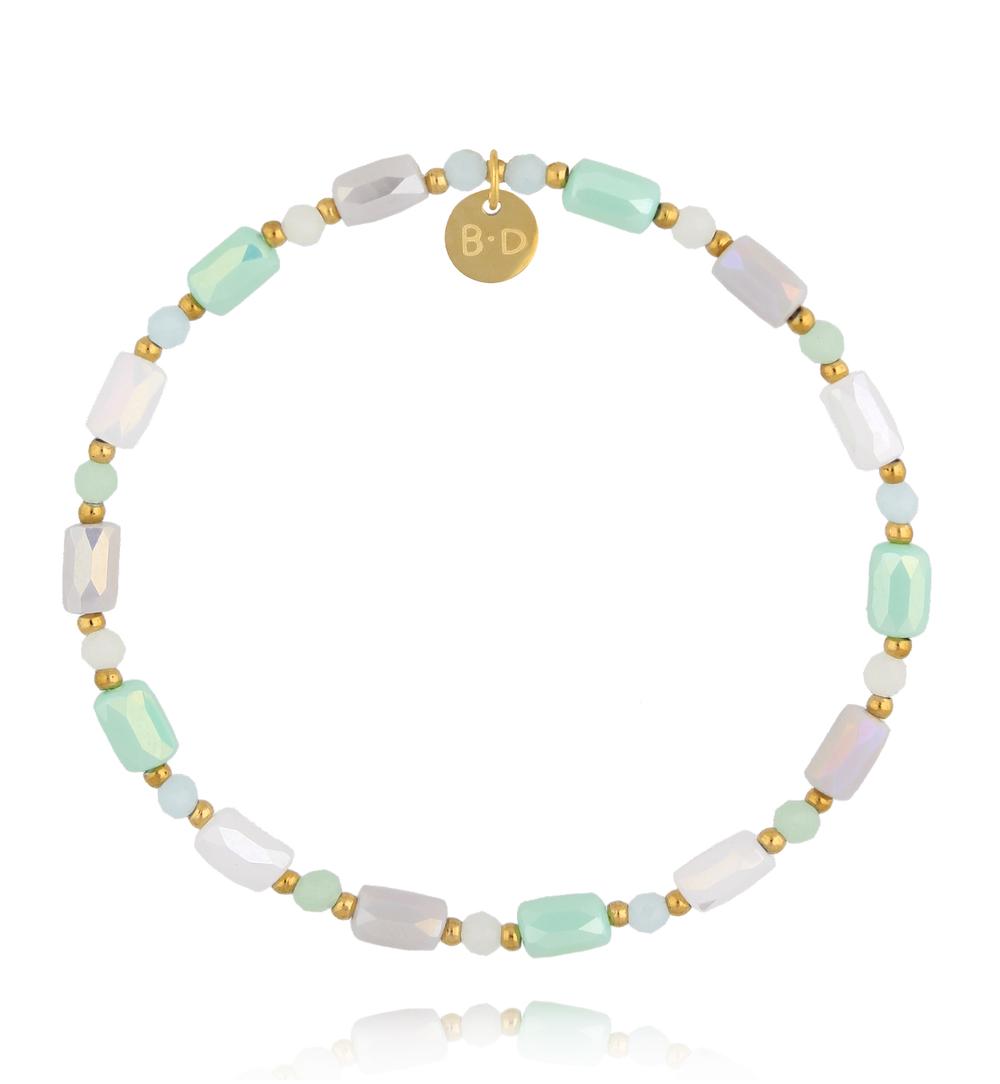 Bransoletka z pastelowych szklanych kryształków w odcieniach mięty BTW3596