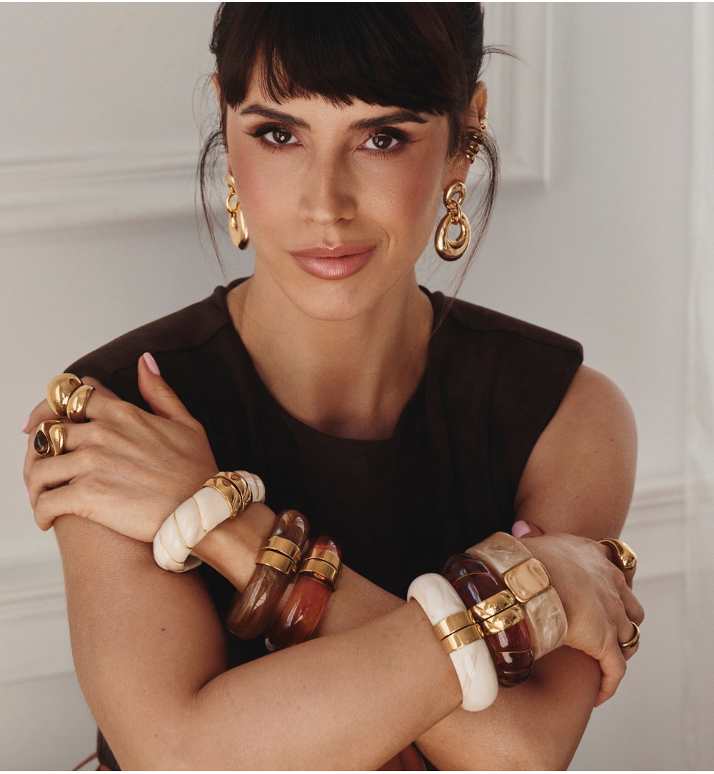 Bransoletka w odcieniu kości słoniowej ze złotym zapięciem BEU0014