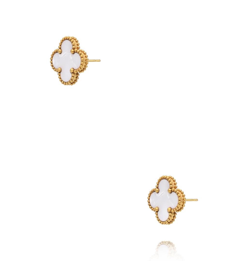 Kolczyki koniczynki z masą perłową w złotej oprawie KSY0667