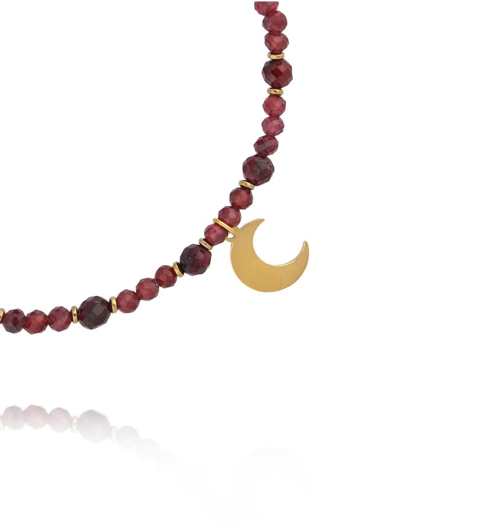 Bransoletka z granatu z zawieszką w kształcie księżyca BTW3544
