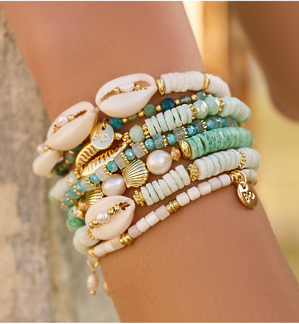 Bransoletka z niebieskimi muszlami i perłami Pearl and Shell BSH0136