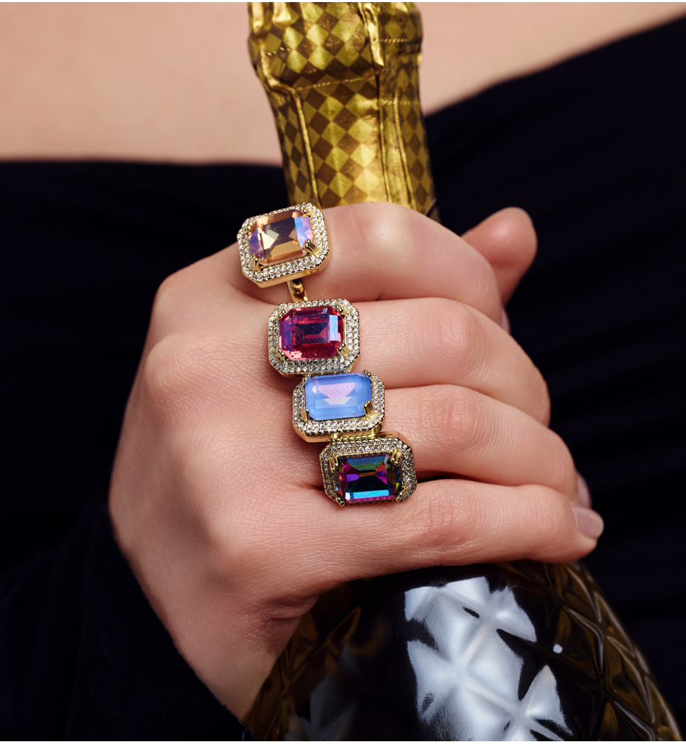 Pierścionek z fuksjowym kryształkiem Majestic PSS0092