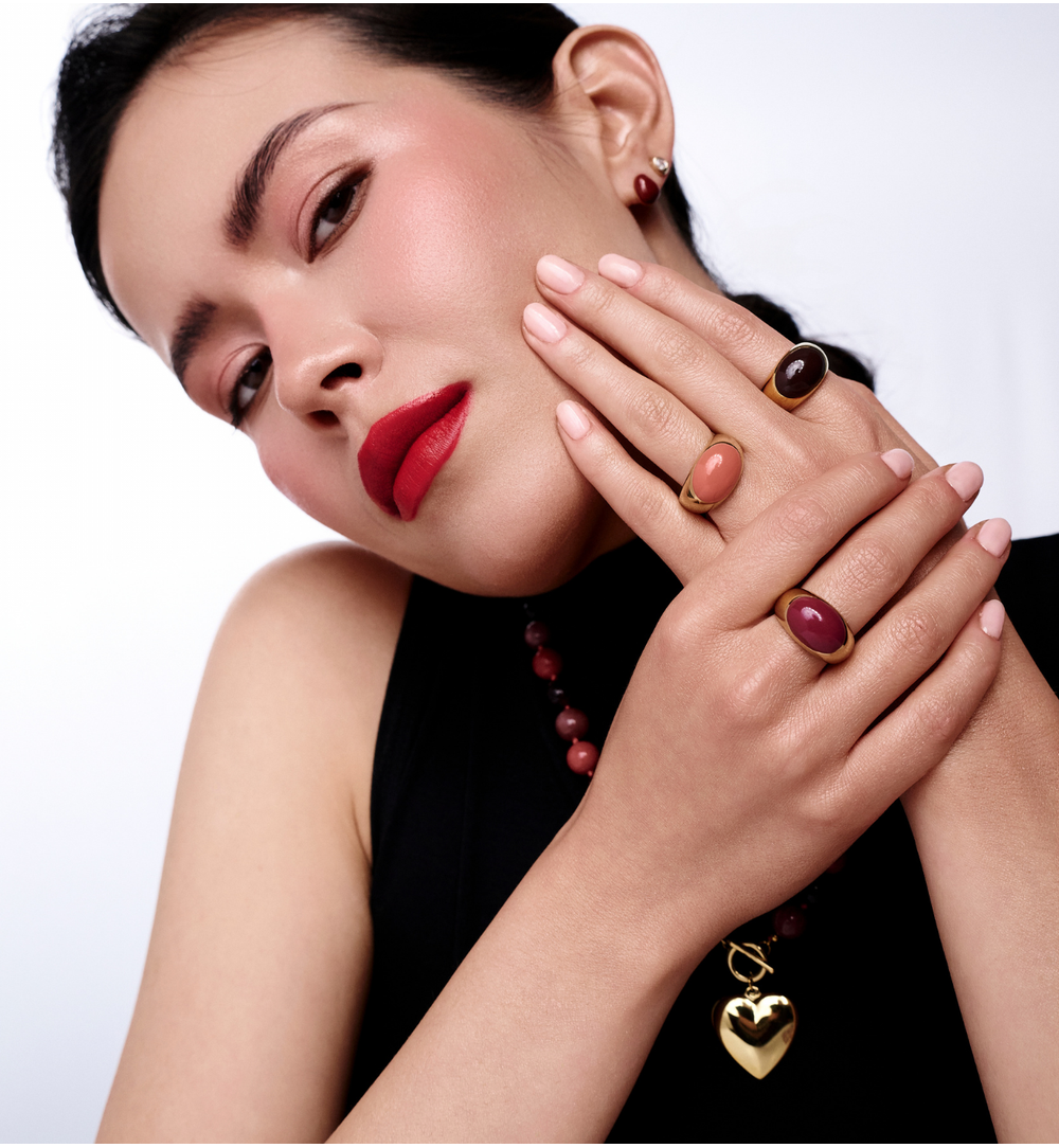 Pierścionek sygnet z koralową emalią PSA1169