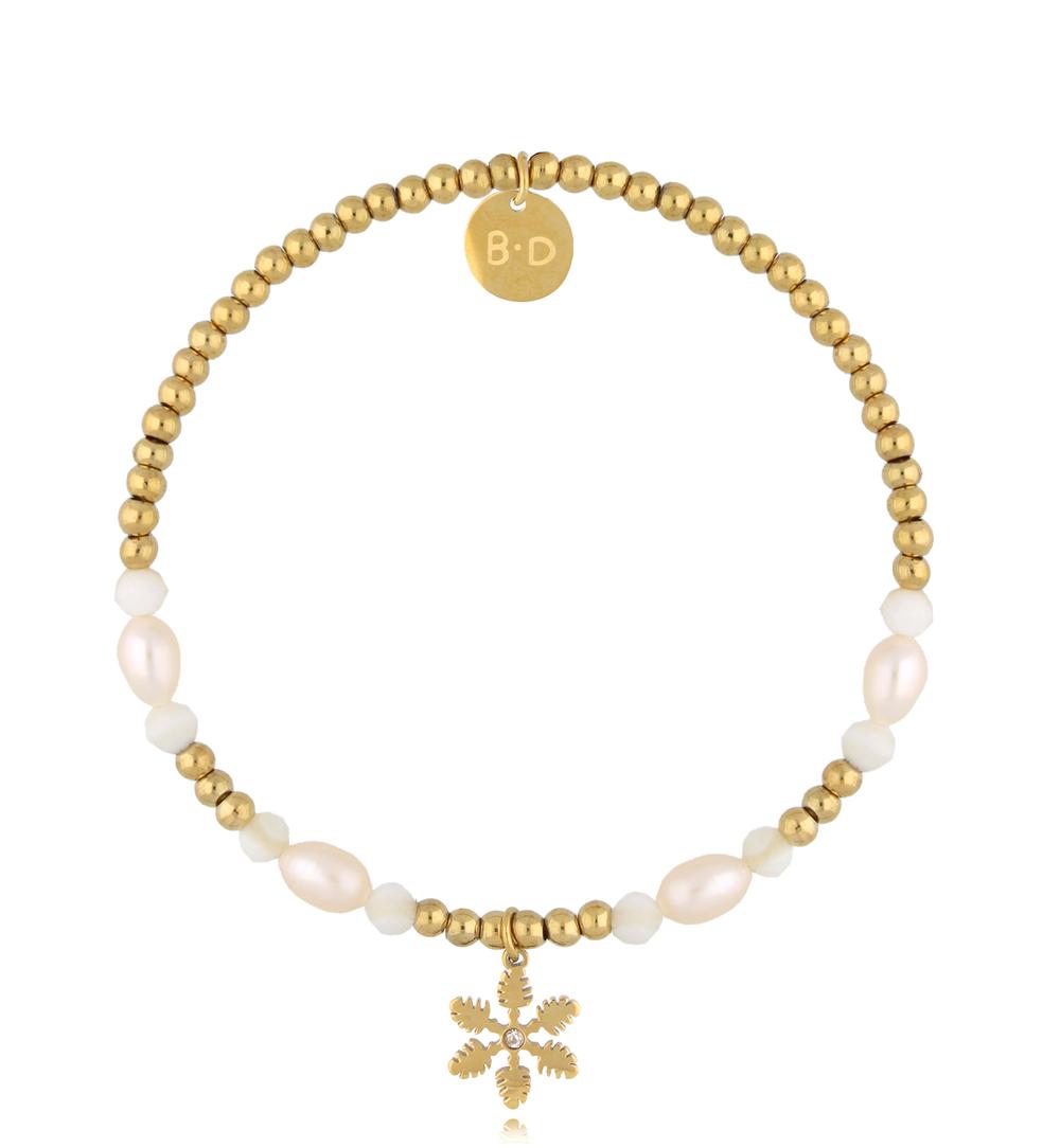 Zestaw zimowych bransoletek z zawieszkami – złote płatki śniegu ZN0028