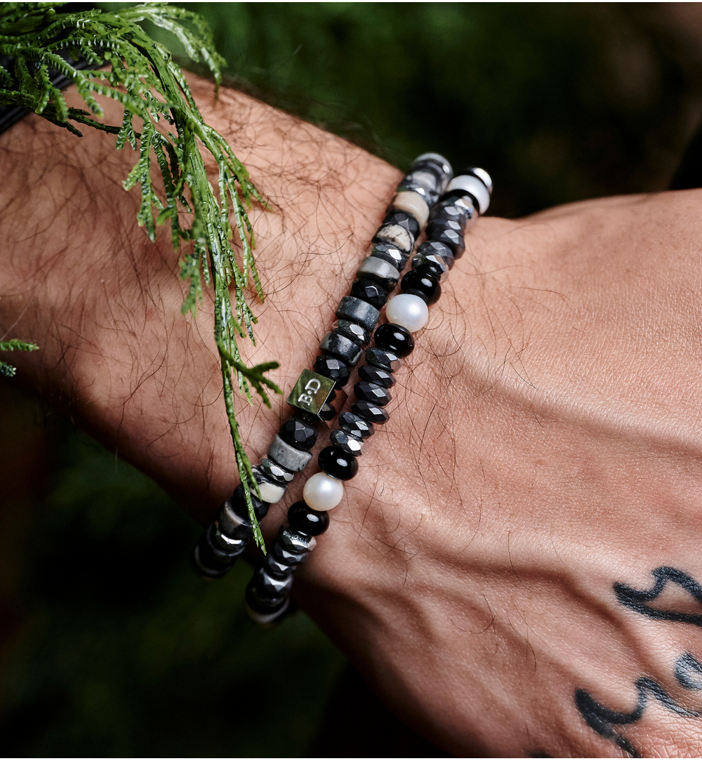 Bransoletka z hematytami i perłami Eindridi BMITC0578