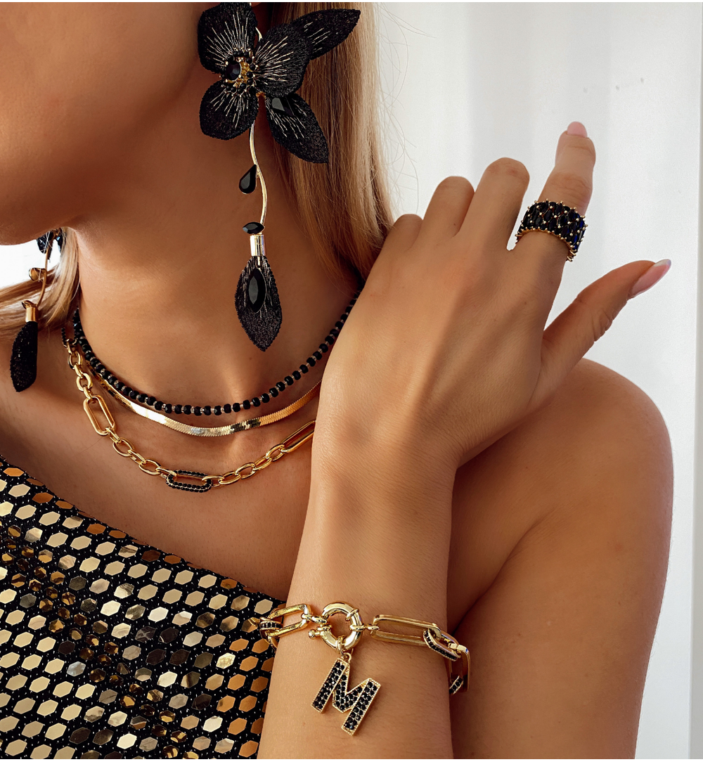 Naszyjnik z czarnymi kryształkami NTW0065